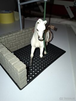 Mycí box vc koníka Schleich - 4