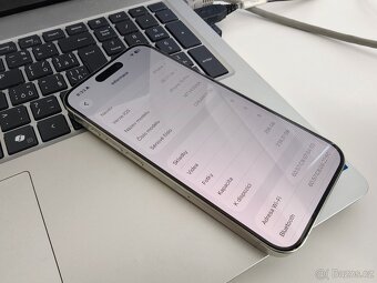 Apple iPhone 15 Pro 256GB - 4