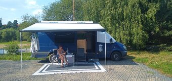 Obytná dodávka MB sprinter - 4