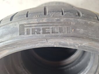 Prodám letní pneu 235/35/19 Pirelli - 4