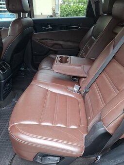 Kia sorento 147 kw - 4