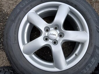 Prodám sadu ALU kol Rial 235/60R17 zimní - 4