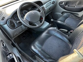 Renault Megane Scenic 1.6i, 2002, pěkný stav - 4