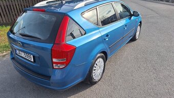 Kia Ceed rv.2012 1,6 16v 92kw koupene nove v čr - 4