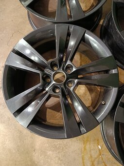 Alu disky 18" 5x112 skoda karoq - 4