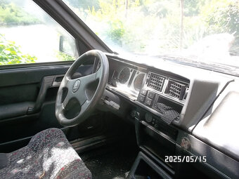 PRODÁM Škoda Forman Solitaire...veterán pro renovaci - 4