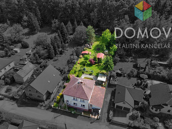 Prostorný dům s nádhernou zahradou sousedící s lesem - 4