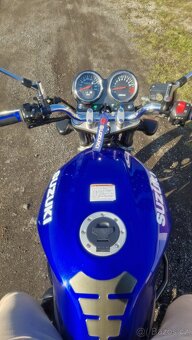 Suzuki GS 500 - 4