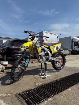SUZUKI RMZ 450 - 4