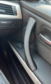 Klika / madlo pravé BMW E90 - 4