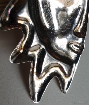 velký stříbrný přívěsek 1/2 slunce 16g - 4