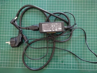 NAPÁJECÍ ZDROJ - 4