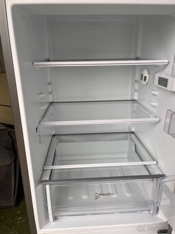 Lednice s mrazákem - 4