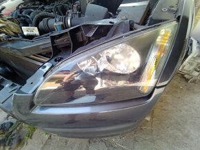 Focus 2006 1.6 16v 3 dveřové kupé HXDA 85 kw - 4