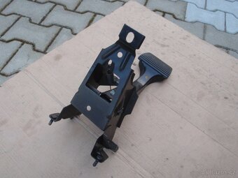 Ford Granada pedálový box automat - 4