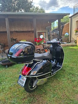 Vespa 300 GTS super - 4