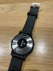 Garmin VivoActive 3 - 4