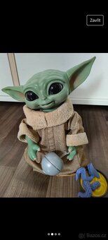 Interaktivní hračka baby Yoda Star Wars - 4