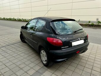 LEVNÝ PRONÁJEM VOZU PEUGEOT 206 - 4
