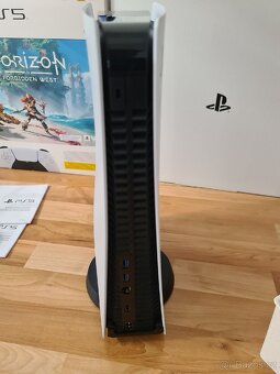 Playstation 5 s mechanikou - 4