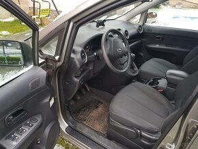 Kia Carens 2.0i ,106kw,rok v.2011 - 4