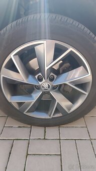 Škoda Kodiaq 2.0 TDI 110kW DSG Sportline/ Virtual Cockpit / - 4