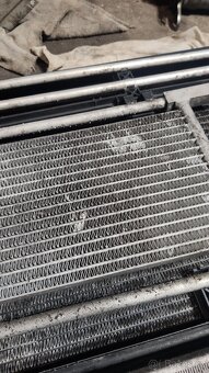 bmw e39 530D chladiče převodovka/klimatizace/intercooler - 4