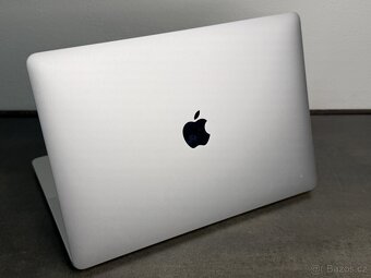 MacBook Pro 13'' 2020 / i5 / 16GB / 512GB SSD / Silver - - 4