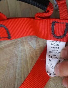 Celotělový červený sedák dětský zn.Ocún Mojo - 4