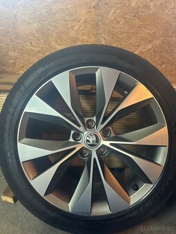 ALU Kola ŠKODA 5x112 R18 CASSIOPEIA Letní Pneu 235/45/18 - 4