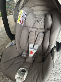Autosedačka Cybex Cloud Z i-size Soho Grey 0-13kg - 4