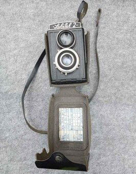 Prodám tento starý foťák zn. Lubitel 2. Vyrobeno v SSSR. - 4