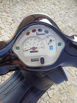 Vespa LX 50 - 4