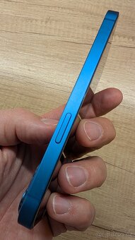 iPhone 13 128 GB modra - 4
