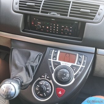 Peugeot 807 2.0 HDI 100 KW - 4