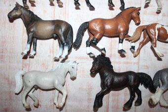 Figurky koní Schleich IV - 4