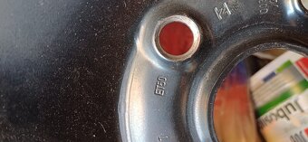 Plechové disky 6 1/2 J16, 5x112, ET50, VW + kryty kol - 4