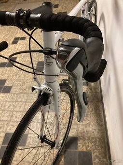 Silniční kolo Cannondale - 4