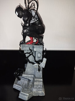 Sběratelská figurka Venom Spider-Man - 4