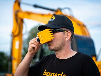 Hrnek pro bagristu - 4