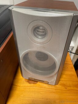 Gramofon s rádiem, USB a AUX vstupem Hyundai - 4