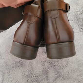 Kožené kozačky Baťa v perfektnim stavu - 4