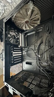 PC Bedna/case Thermaltake Chaser A41 3 ventilátory - 4