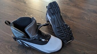 Prodám běžky Peltonen 148 cm + boty vel 38 - 4