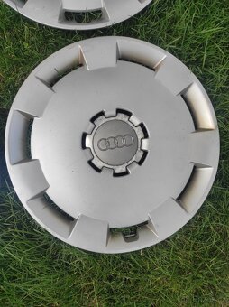 Sada 4 kusů poklic Audi (16") - 4