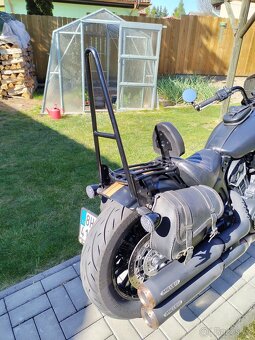 Indian scout bobber rogue - 4