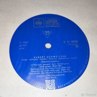 Albert Schweitzer hraje Bacha- soubor 2 LP desek. - 4