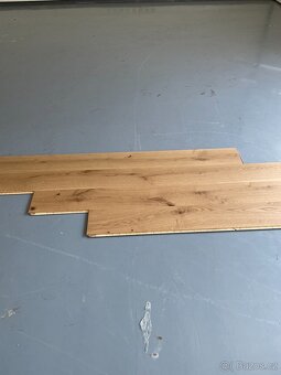 Dub Hnědý - Třívrstvá dřevěná dubová podlaha, 220x18cm - 4