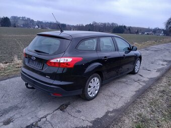 Ford Focus - 4