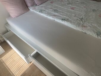 Rám postele Ikea Malm bílá 4 úložné šuplíky - 4